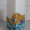 lampe jaune et bleue